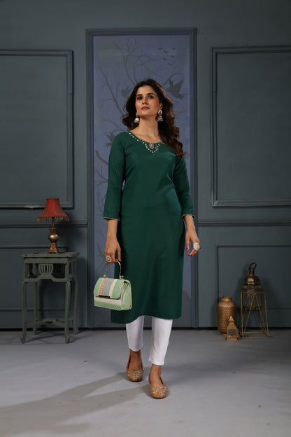 Green Embroidered Cotton Kurti Set With Pent
